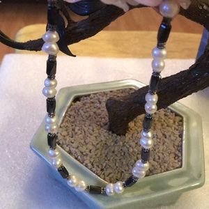 Vintage hematite pearl necklace